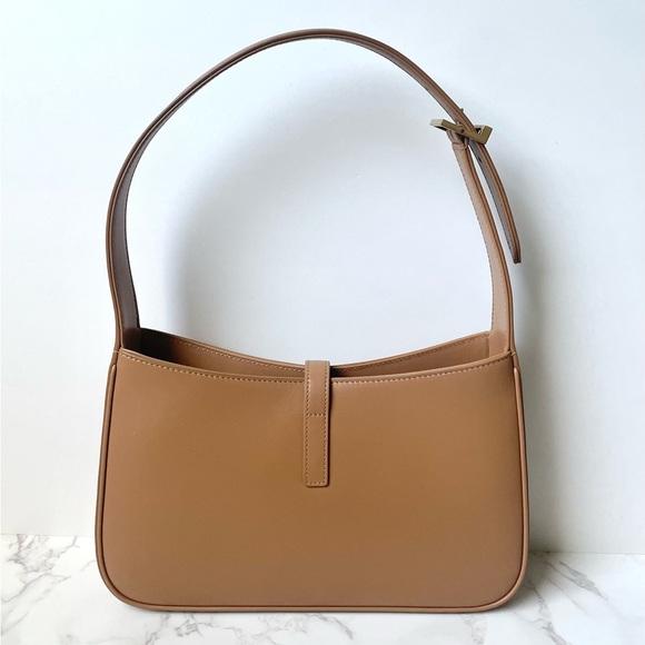 ❌SOLD❌ New Saint Laurent Le 5 A 7 Shoulder Bag - Picture 6 of 11